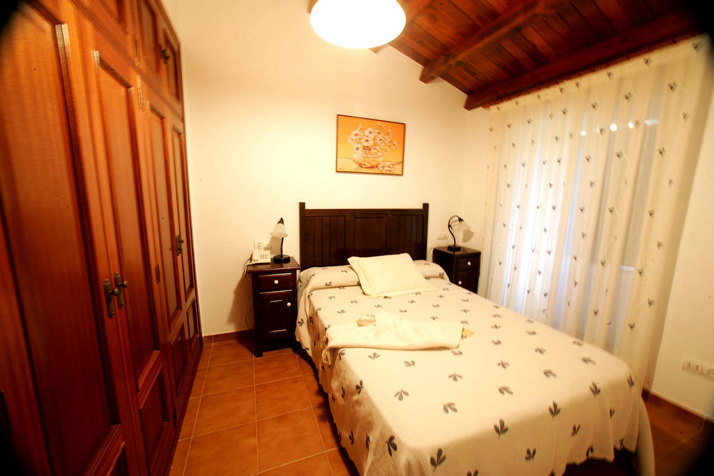 Os Casares Casa Da Botica A Estrada 호스텔 객실 사진